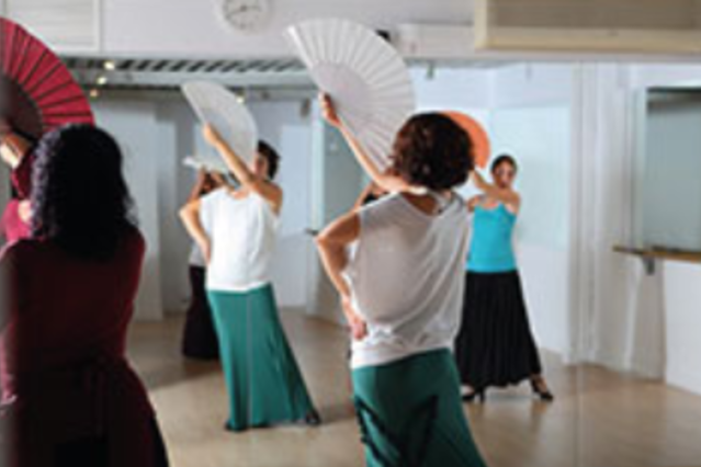 Imagem 2 da galeria do parceiro Academia de Baile Sincronica Danza Madrid
