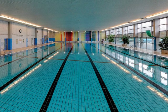 Bild 1 von Kombibad Spandau Süd - Halle Partnergalerie
