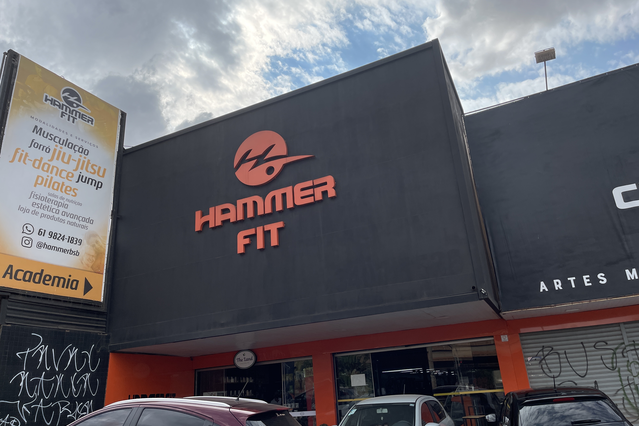 Academia Hammer