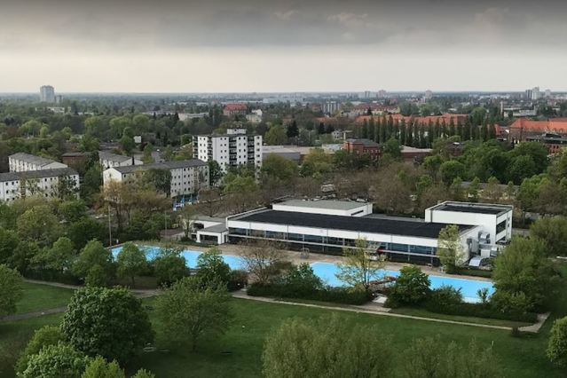 Bild 3 von Kombibad Spandau Süd - Sommerbad Partnergalerie