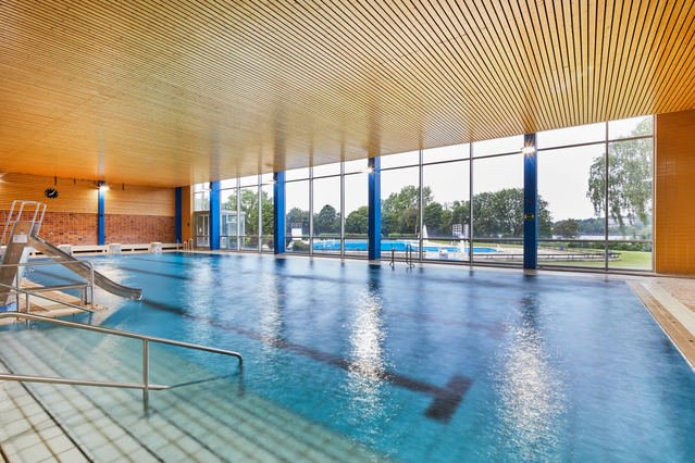Bild 2 von Bäderland Schwimmbad Finkenwerder Partnergalerie