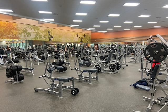 Image 1 from LA Fitness - LAKE GROVE partner gallery