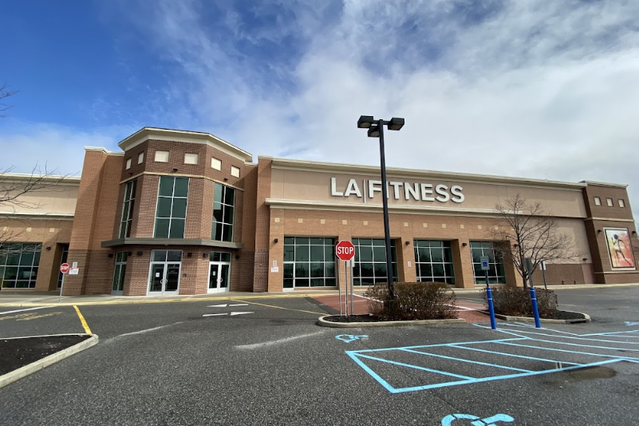 Image 2 from LA Fitness - LAKE GROVE partner gallery
