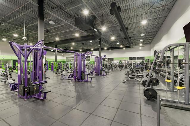 Image 1 from YouFit - Harvey - Manhattan Blvd. partner gallery