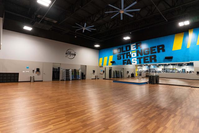 Image 3 from EoS Fitness - Las Vegas: Blue Diamond/Decatur partner gallery
