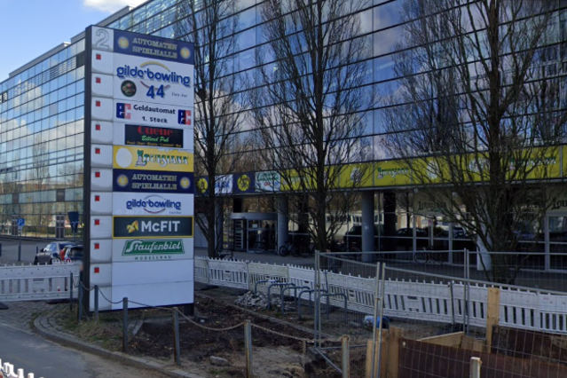 Bild 2 von McFIT Hamburg Othmarschen Partnergalerie