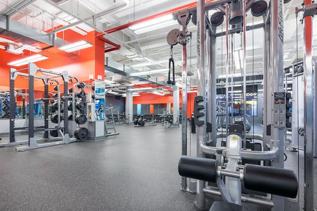 Image 1 from Blink Fitness Valley Stream partner gallery