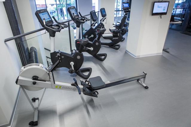 Imagem 1 da galeria do parceiro Supera 24 hs Fitness Víctor Andrés Belaúnde