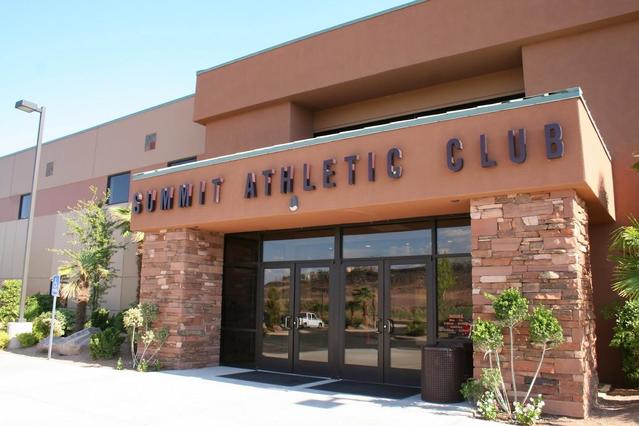 Image 1 from Summit Athletic Club - River Road partner gallery