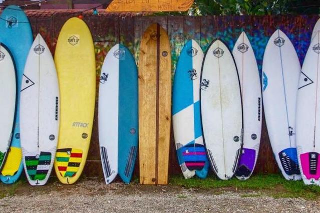 Imagem 1 da galeria do parceiro Surf's Up Club Kakolu Surf Clube – Santos