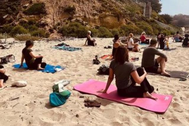 Image 3 from Yoga with Robin partner gallery