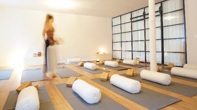 Bild 1 von LUMA Yoga Studio Partnergalerie