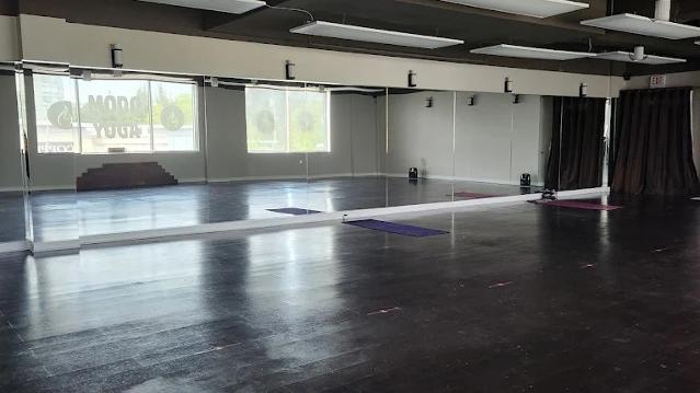 Image 2 from Modo Yoga Brampton partner gallery