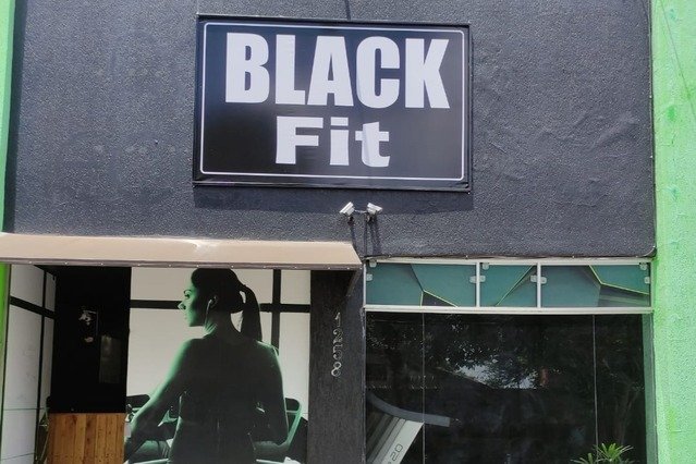 Black Fit