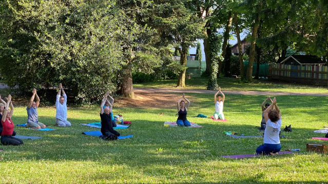 Bild 1 von Yoga im Stadtgarten Emmendingen Partnergalerie