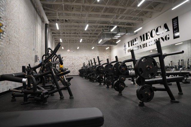 Image 3 from Gold's Gym - Bailey's Crossroads partner gallery