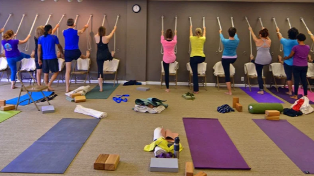 Image 3 de la galerie du partenaire Yoga Sarana YYC