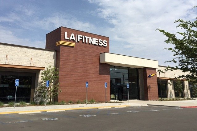Image 2 from LA Fitness - TOLLESON partner gallery