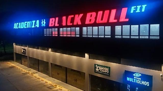 Imagem 2 da galeria do parceiro Academia Black Bull Fit