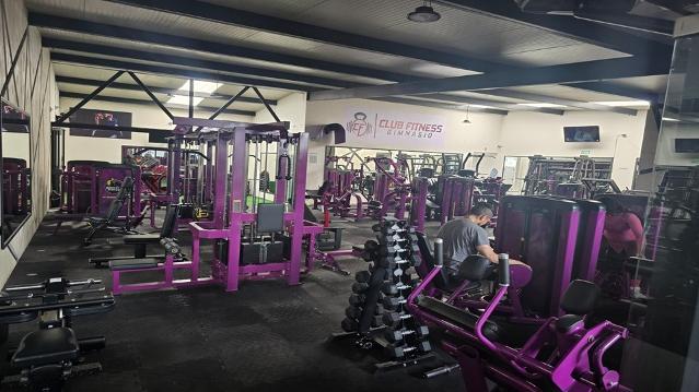 Club Fitness Zina
