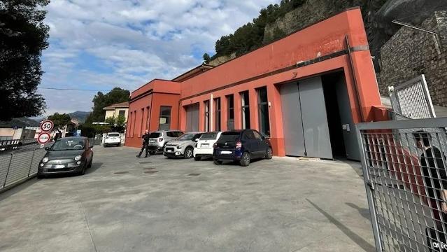 Immagine 2 dalla galleria del partner REVOLUTION FIT MOLO 8.44