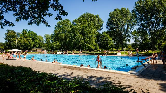 Bild 2 von Freibad Rüppurr Partnergalerie