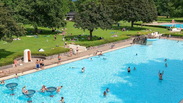 Bild 1 von Freibad Rüppurr Partnergalerie