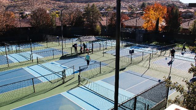 Image 2 from Summit Athletic Club - River Road partner gallery